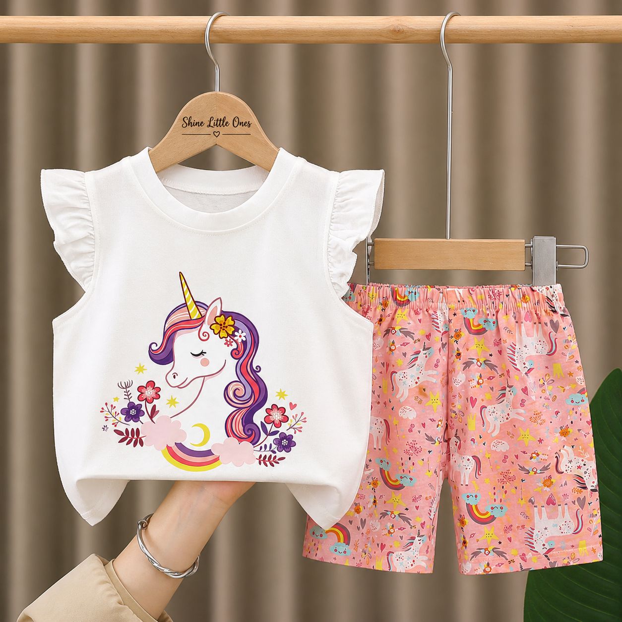 Set Kanak-kanak Perempuan Top + Seluar Pendek Kartun Comel (Tahun 1 - 5)