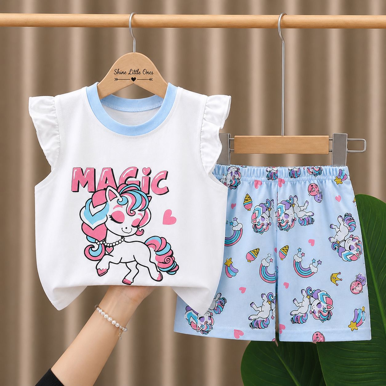 Set Kanak-kanak Perempuan Top + Seluar Pendek Kartun Comel (Tahun 1 - 5)